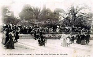 1168- Alger - Concert au Jardin du Musee des Antiquites
